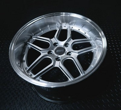 ESR Wheels CS15 Hyper Silver Machined Lip 18x8.5 +30 Custom 72.6mm