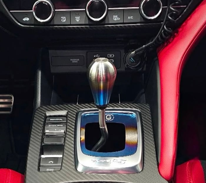 Chasing JS 2023+ Acura Integra Shift Boot Delete