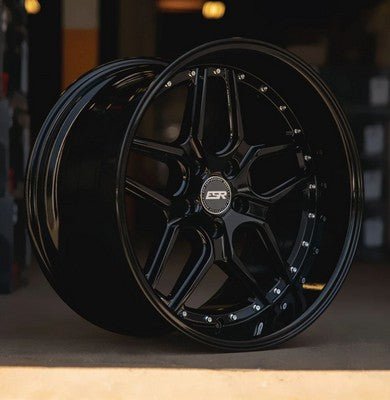 ESR Wheels CS15 Gloss Black 19x10.5 +22 5x114.3mm 72.6mm Wheels