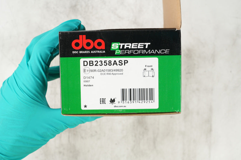 DBA 13-17 Holden VE/VF SSV Brembo (Rectangle Weight) Front SP Performance Brake Pads