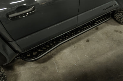 Greenlane Offroad 4TH GEN TACOMA ALUMINUM SLIDERS WITH REAR KICK OUT