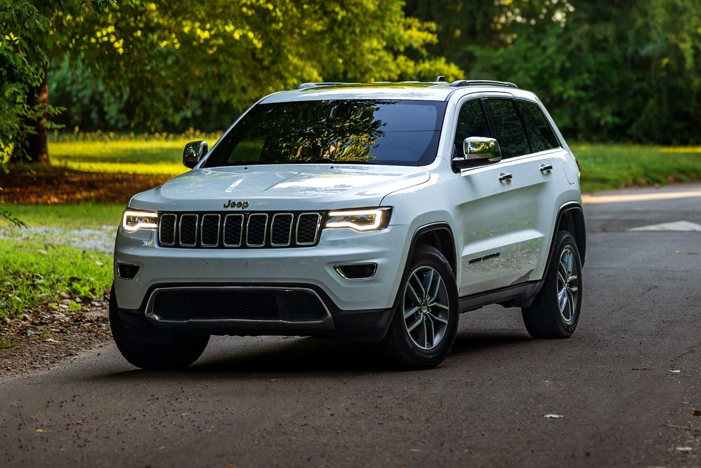 Jeep Grand Cherokee (14 - 22): Morimoto XB LED Headlights - Headlights - Morimoto XB LED Headlights