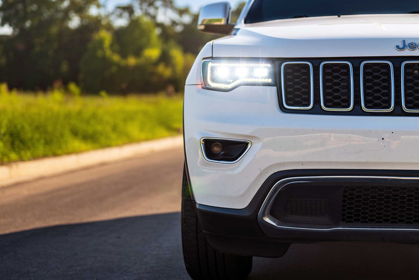 Jeep Grand Cherokee (14 - 22): Morimoto XB LED Headlights - Headlights - Morimoto XB LED Headlights