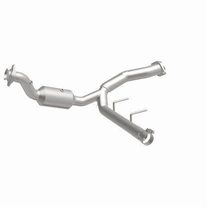 MagnaFlow 15-17 Ford F-150 XL V6 3.5L OEM Grade Direct Fit Catalytic Converter-Catalytic Converter Direct Fit-Magnaflow