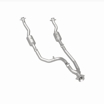 MagnaFlow 20-21 Ford Transit-150 Single Underbody V6 3.5L RWD Direct-Fit Catalytic Converter-Catalytic Converter Direct Fit-Magnaflow