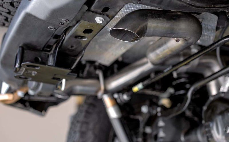 MagnaFlow 2020 Jeep Gladiator 2.5in Rock Crawler Series Single Rear Exit SS Cat-Back Exhaust w/o Tip-Catback-Magnaflow