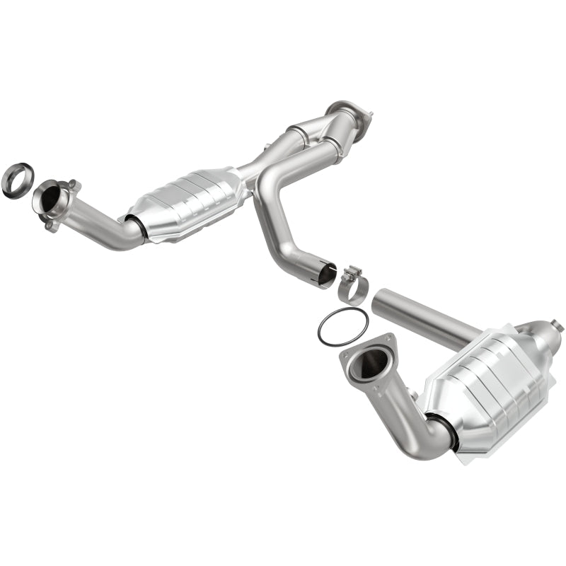 MagnaFlow Conv DF 02-06 Cadillac Escalade / 02-06 Chevy Avalanche 5.3L Dual Conv Y-Pipe Assembly 2WD-Catalytic Converter Direct Fit-Magnaflow