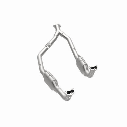 MagnaFlow Conv DF 99-04 LR Discovery V8 49S-Catalytic Converter Direct Fit-Magnaflow