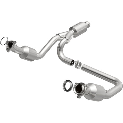MagnaFlow Conv Direct Fit 14-16 GMC Sierra 1500 V6 4.3L-Catalytic Converter Direct Fit-Magnaflow