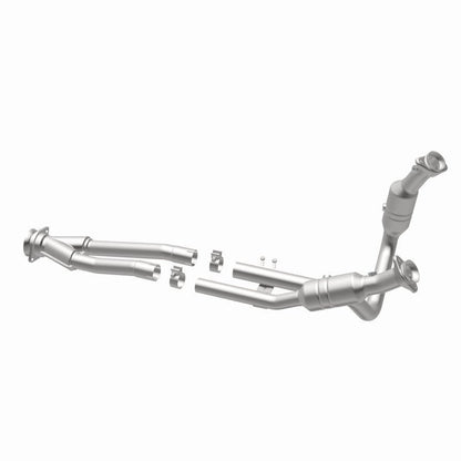 MagnaFlow Conv Direct Fit 2015 Ford Transit-150/250/350 V6 3.7L-Catalytic Converter Direct Fit-Magnaflow