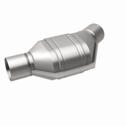 MagnaFlow Conv Univ 2.5 Angled Inlet-Catalytic Converter Universal-Magnaflow