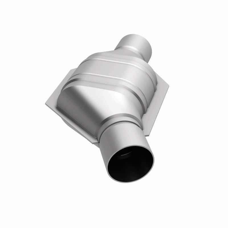 MagnaFlow Conv Univ 2.5 Angled Inlet-Catalytic Converter Universal-Magnaflow