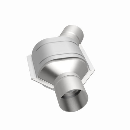 MagnaFlow Conv Universal 2.25 Angled Inlet OEM-Catalytic Converter Universal-Magnaflow