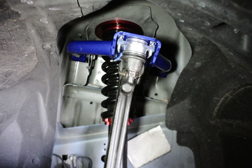 05-UP Dodge Charger RWD Megan Racing Front Adjustable Control Arms