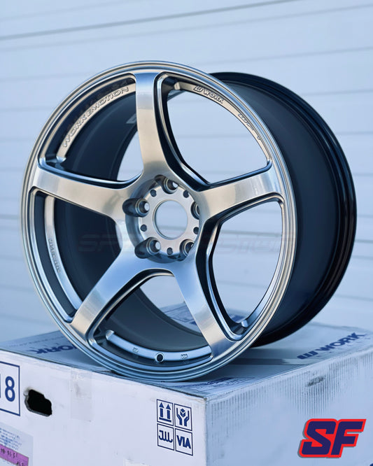 Work Emotion T5R 18×9.5 +38 5×114.3 Glow Silver (GSL)