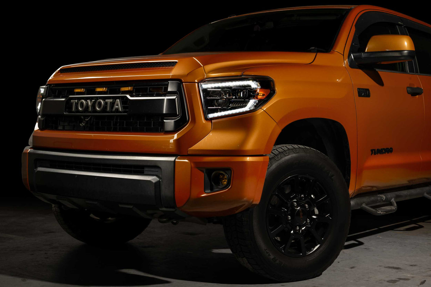 XB Evo Headlights: 14-21 Toyota Tundra (Set)