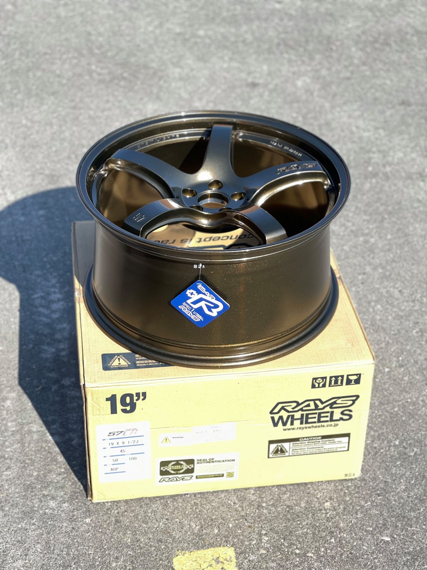 RAYS GRAMLIGHTS 57CR 19X9.5+45 5x100 ALMITE GOLD