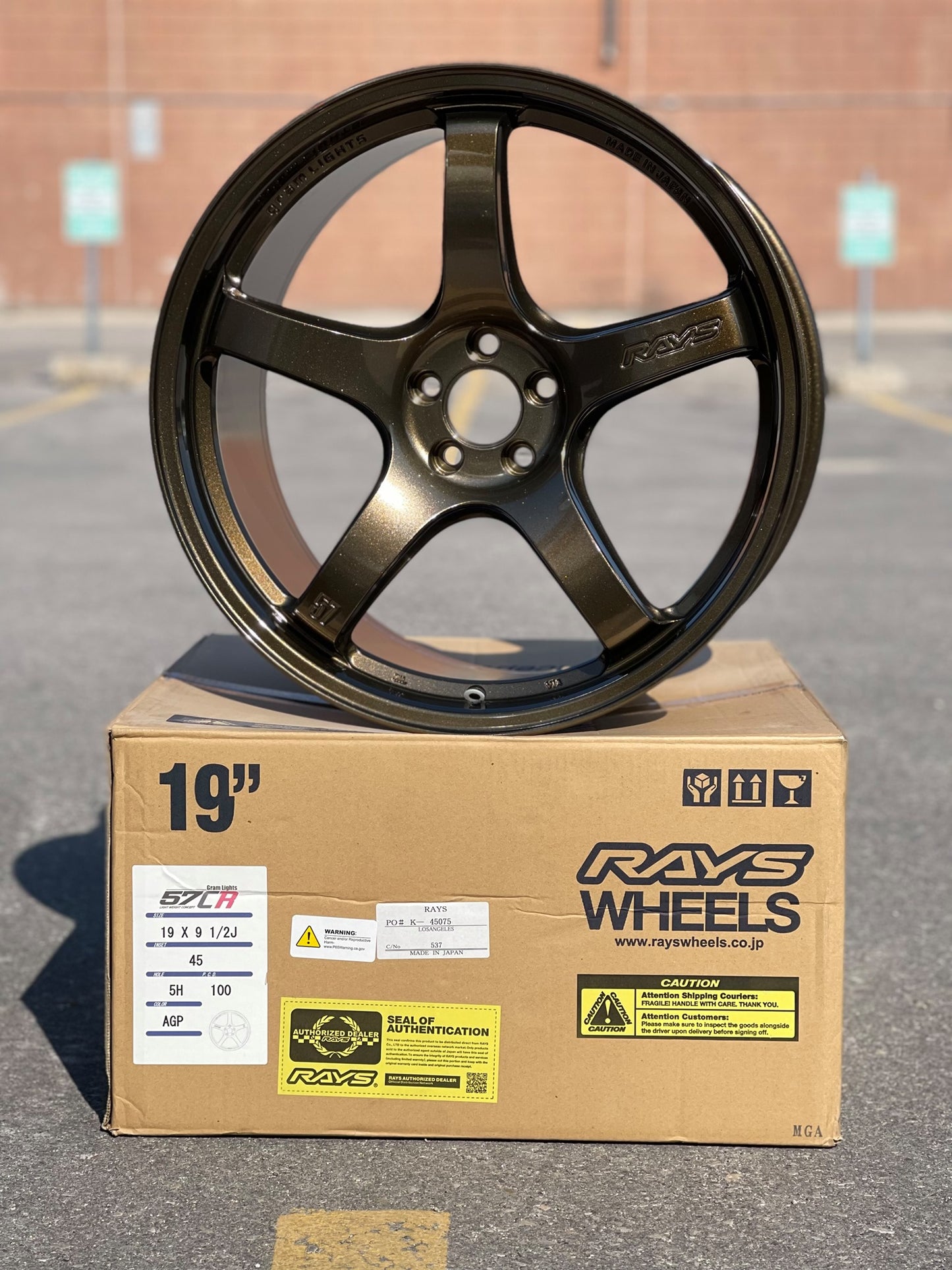 RAYS GRAMLIGHTS 57CR 19X9.5+45 5x100 ALMITE GOLD