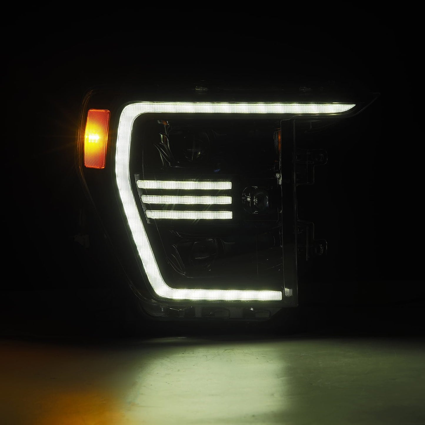 21-22 Ford F150 AlphaRex PRO-Series Projector Headlights