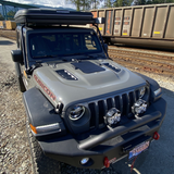 Jeep wrangler Rubicon hood solar panel