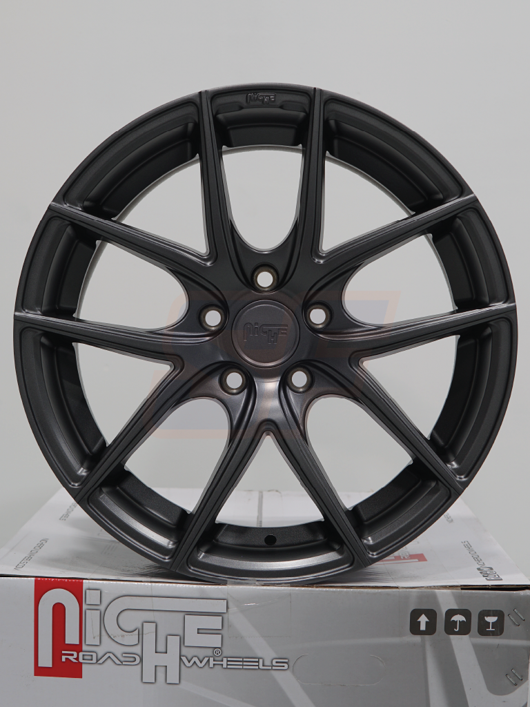 NICHE TARGA 17X8 +40 5X114.3 MATTE GUNMETAL