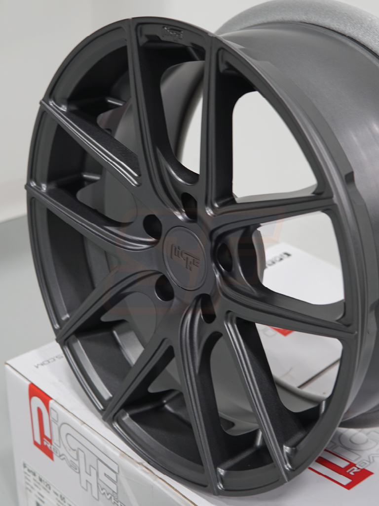 NICHE TARGA 17X8 +40 5X114.3 MATTE GUNMETAL